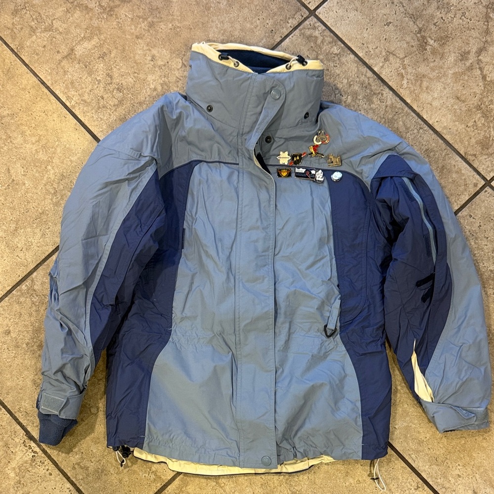 Columbia Cream and Blue Ski Jacket